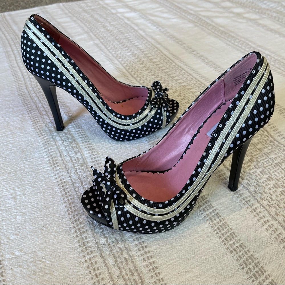 Not Rated Cover Look Polka Dot Peep Toe Heel Size 7